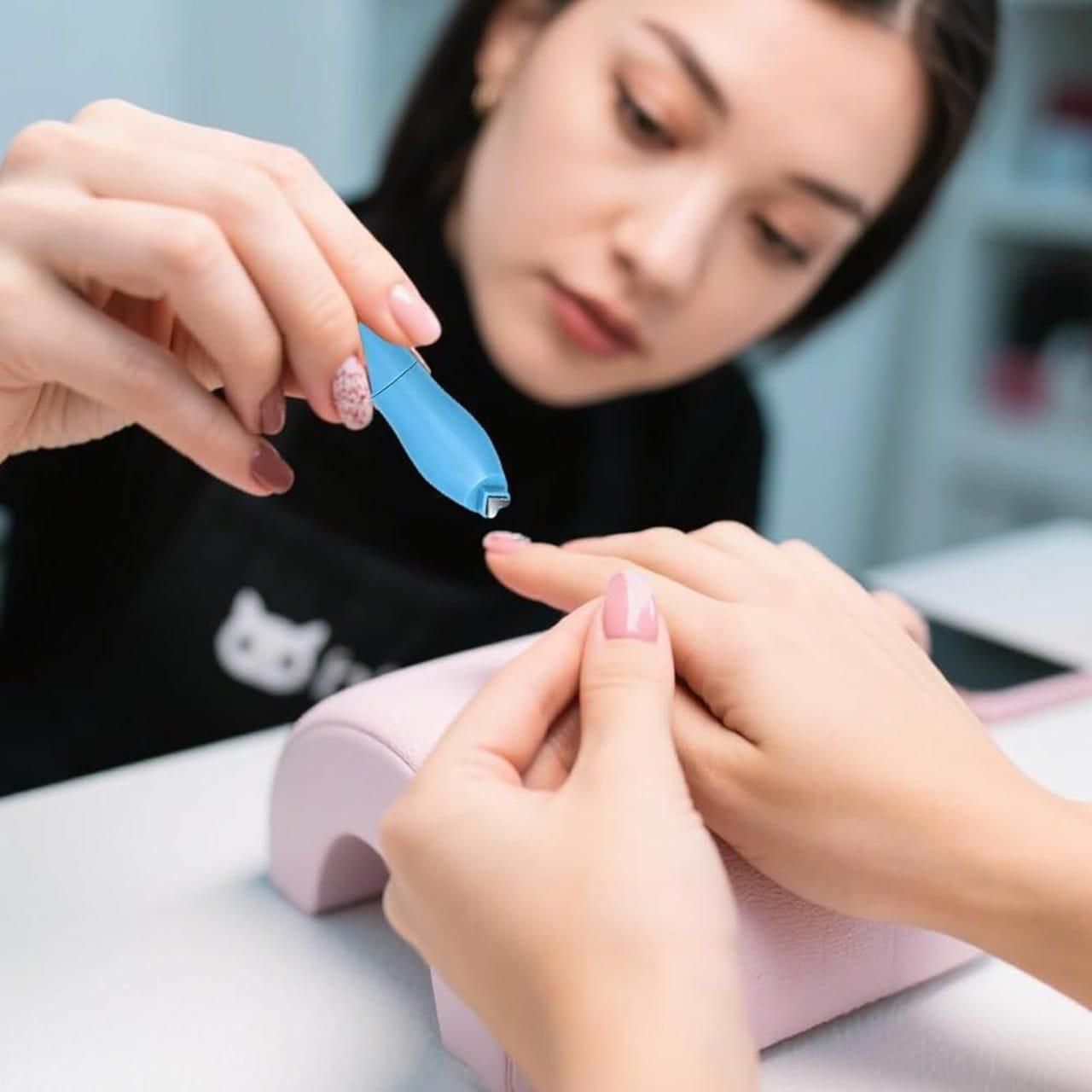 3 in 1 Cat Eye Nail Versatile Magnet Tool (Pack of 2)